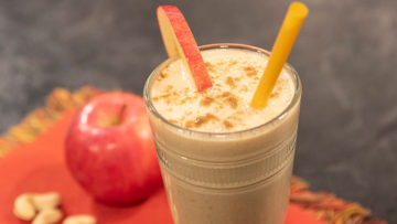 Happy Apple Pie Smoothie by Carin Lynch